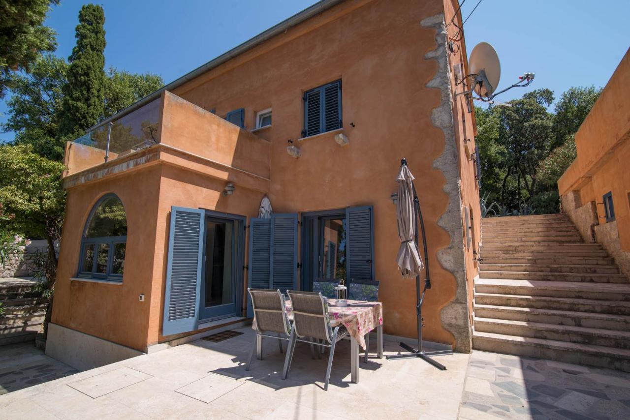Villa Rialto Велі-Лошинь Екстер'єр фото